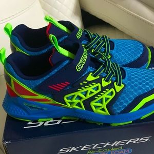 Skechers cooled memory foam